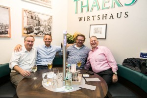 Steuerfachtagung Celle 2017, Steuerfach- und Zukunftskongress Celle 2017, Steuerberaterverband Niedersachsen Sachsen-Anhalt, Bei kühlen Getränken konnten die Gäste den Vorabend vor dem fachlichen Teil zu Steuern und Digitalisierung genießen    